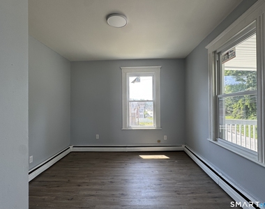 509 Main Street - Photo Thumbnail 7
