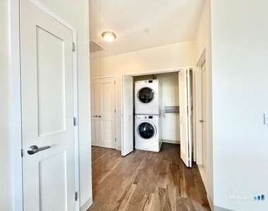 215 Stillwater Avenue - Photo Thumbnail 6