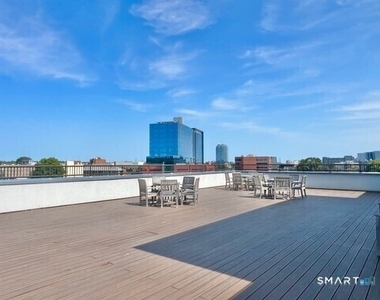 215 Stillwater Avenue - Photo Thumbnail 15