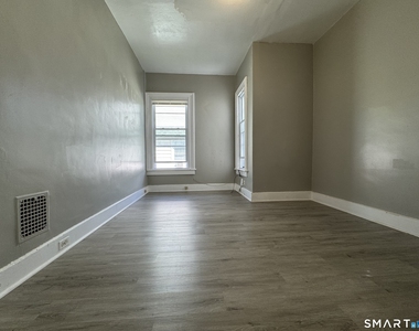 630 Washington Avenue - Photo Thumbnail 8