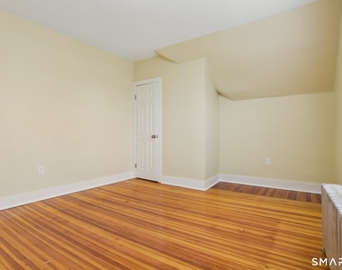 39 Grand Street - Photo Thumbnail 18