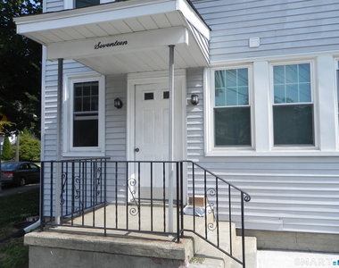 17 Thames Street - Photo Thumbnail 1