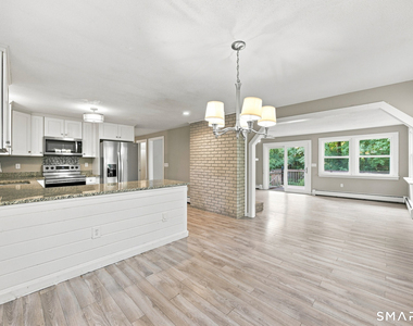 179 Granby Road - Photo Thumbnail 7