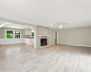 179 Granby Road - Photo Thumbnail 9