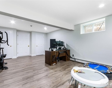 89 Noroton Avenue - Photo Thumbnail 20