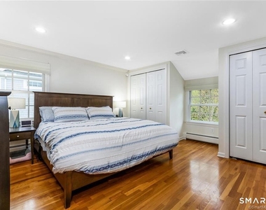 89 Noroton Avenue - Photo Thumbnail 9