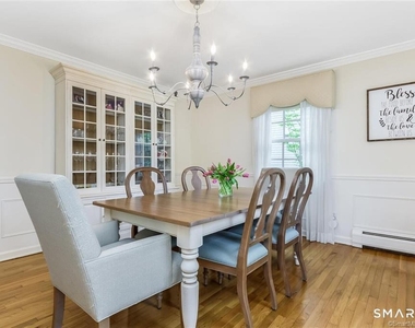 89 Noroton Avenue - Photo Thumbnail 4