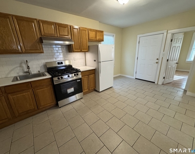 33 Stevens Street - Photo Thumbnail 1