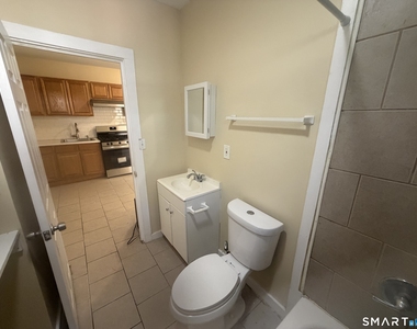 33 Stevens Street - Photo Thumbnail 13