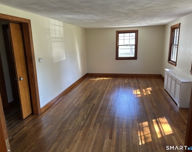 15 Riverview Road - Photo Thumbnail 4