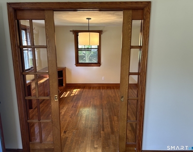 15 Riverview Road - Photo Thumbnail 2