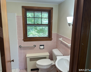 15 Riverview Road - Photo Thumbnail 16