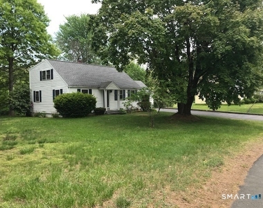 15 Riverview Road - Photo Thumbnail 1