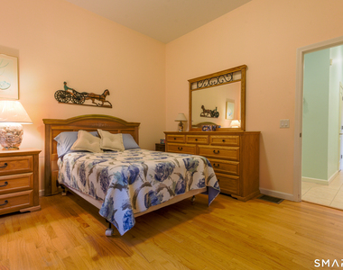 311 Dennison Road - Photo Thumbnail 12
