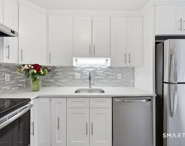7 Sharon Lane - Photo Thumbnail 4