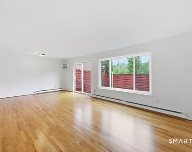 7 Sharon Lane - Photo Thumbnail 6