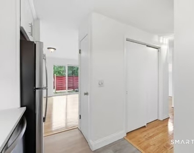 7 Sharon Lane - Photo Thumbnail 2
