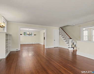 14 Roosevelt Street - Photo Thumbnail 2