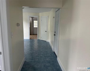 218 Main Street - Photo Thumbnail 9