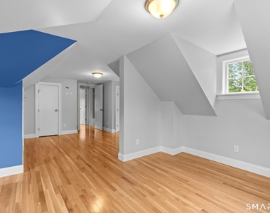 12 Middlefield Drive - Photo Thumbnail 23