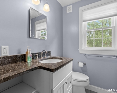 12 Middlefield Drive - Photo Thumbnail 9
