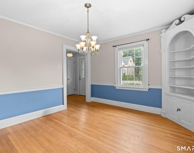 12 Middlefield Drive - Photo Thumbnail 4