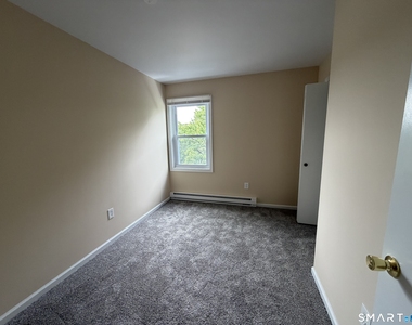 140 New Haven Avenue - Photo Thumbnail 16