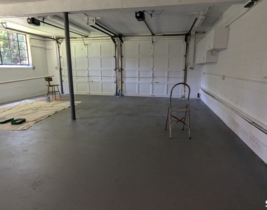 1139 Brookside Drive - Photo Thumbnail 28
