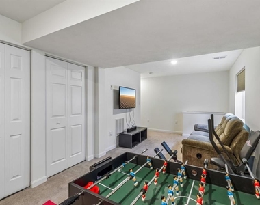 1105 Deerfield Drive - Photo Thumbnail 34