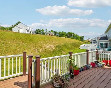 1105 Deerfield Drive - Photo Thumbnail 37
