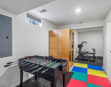 1105 Deerfield Drive - Photo Thumbnail 33