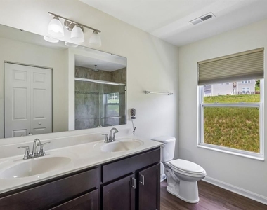 1105 Deerfield Drive - Photo Thumbnail 30