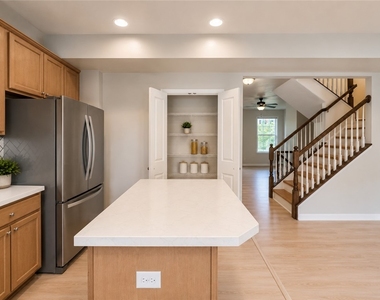 1502 Pointe View Dr - Photo Thumbnail 8