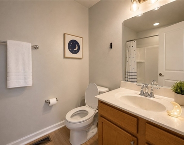 1502 Pointe View Dr - Photo Thumbnail 26