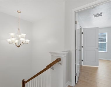1502 Pointe View Dr - Photo Thumbnail 19