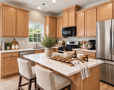 1502 Pointe View Dr - Photo Thumbnail 1