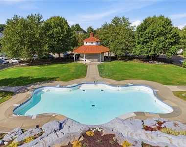1502 Pointe View Dr - Photo Thumbnail 46