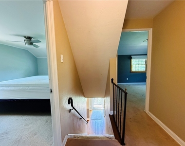 143 Seneca Dr - Photo Thumbnail 36