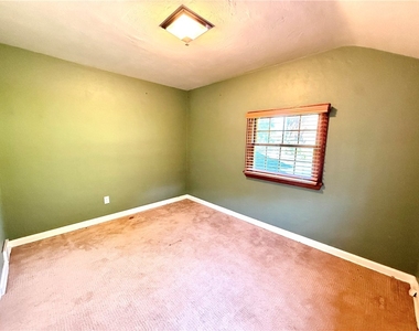 143 Seneca Dr - Photo Thumbnail 40