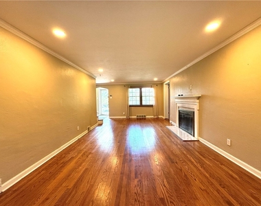 143 Seneca Dr - Photo Thumbnail 20