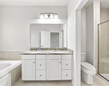 2004 Hemlock Ln - Photo Thumbnail 25