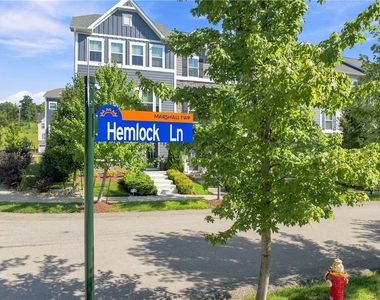 2004 Hemlock Ln - Photo Thumbnail 41