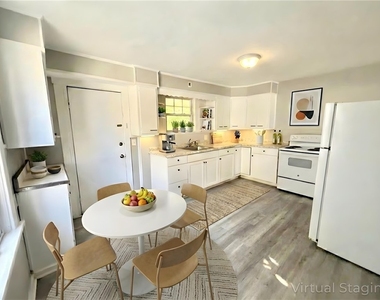 927 Vankirk St - Photo Thumbnail 2