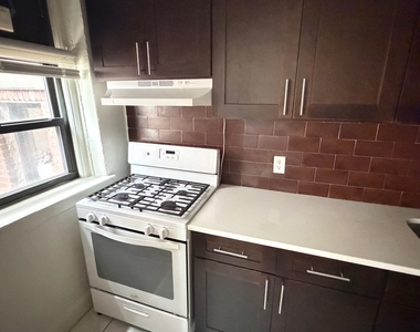 41-8 159th Street - Photo Thumbnail 3