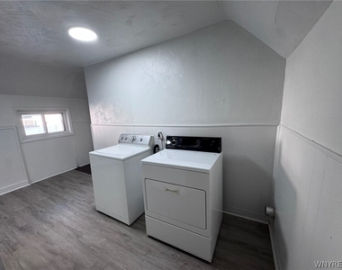 26 York Street - Photo Thumbnail 26