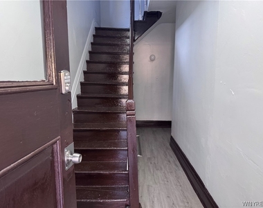 26 York Street - Photo Thumbnail 3