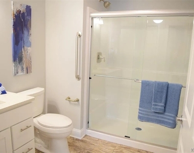 6626 Erie Rd. - Photo Thumbnail 9
