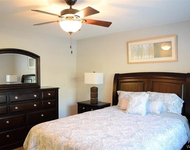 6626 Erie Rd. - Photo Thumbnail 8