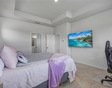 249 Arwen Drive - Photo Thumbnail 19