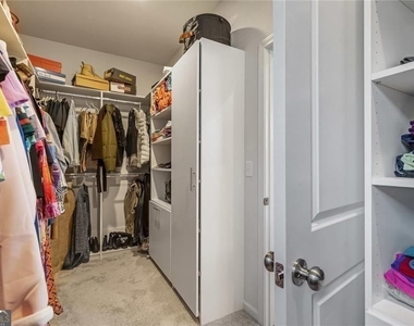 249 Arwen Drive - Photo Thumbnail 21